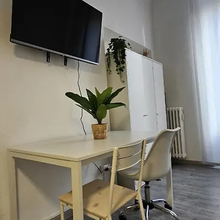 Design Loft A 10 Min Dal Duomo - Metro Brenta * Milan